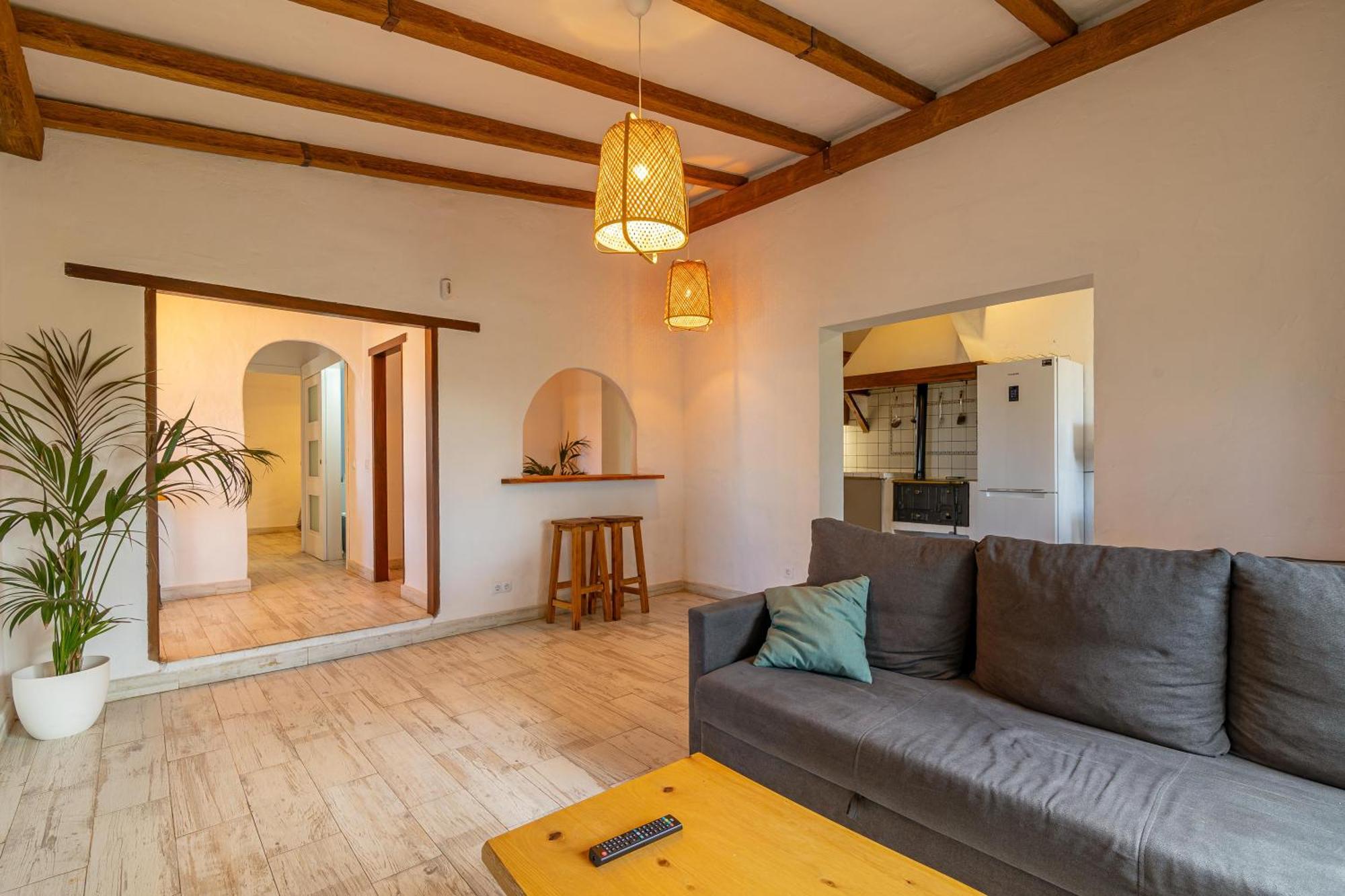 Villa Lunatika House