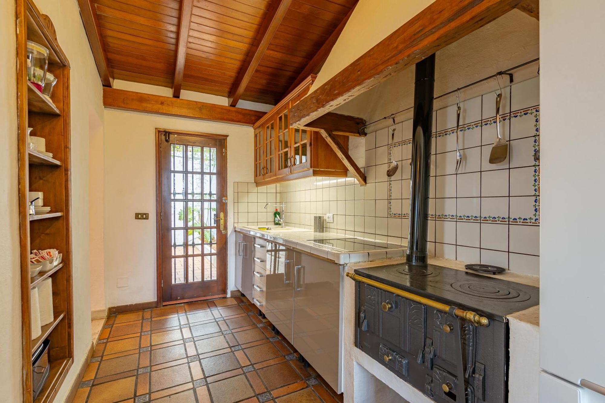 Lunatika House Villa