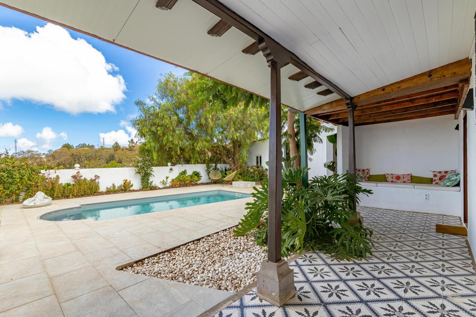 Lunatika House Villa Vega de San Mateo